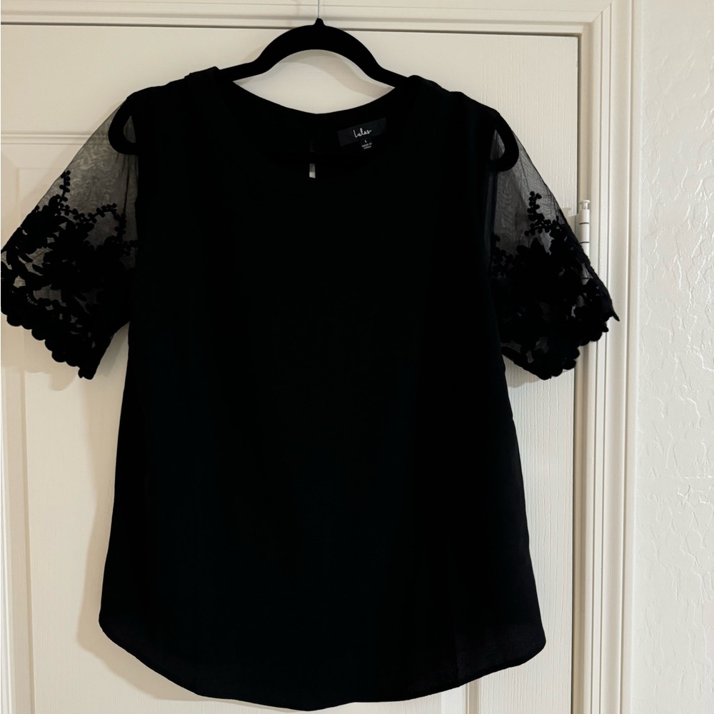 Lulus embroidered sleeve shirt